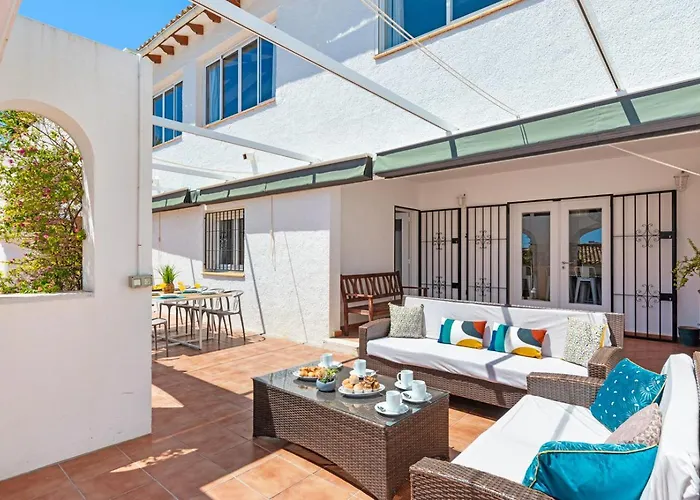 Venus - Plusholidays Villa