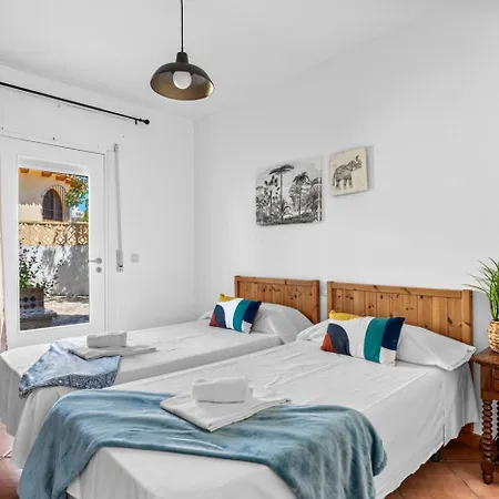 Venus - Plusholidays Vila *