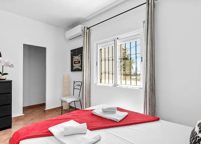 Venus - Plusholidays Villa