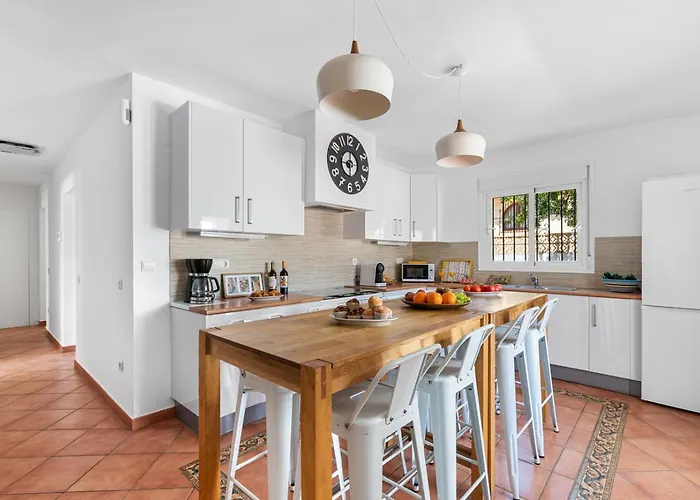 Venus - Plusholidays