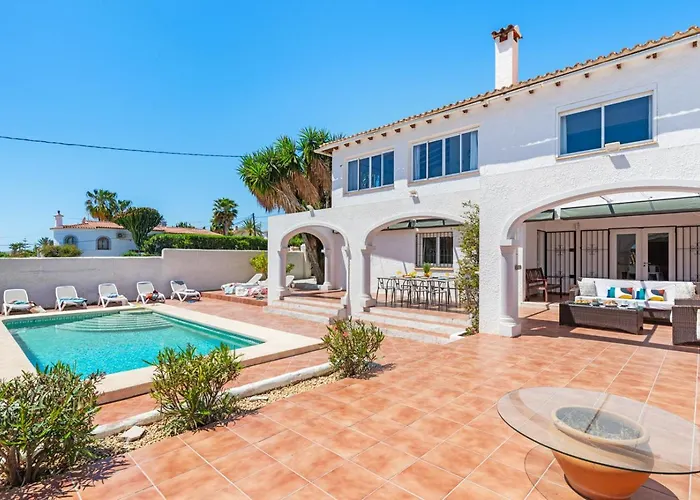 Venus - Plusholidays Villa